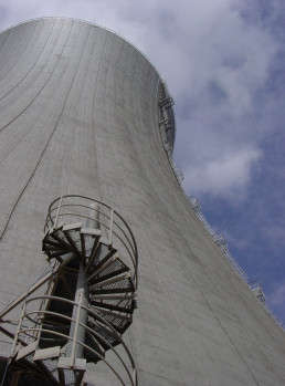 Características Técnicas - Plano contrapicado de torre de refrigeración