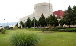 Multimedia gallery: panoramic photo of the building from the river